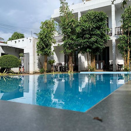 Kithula Boutique Hotel Хіккадува Екстер'єр фото