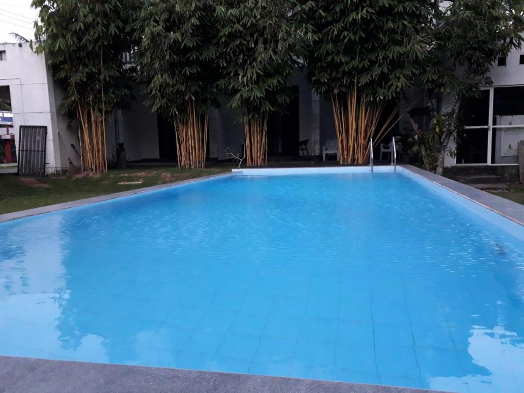 Kithula Boutique Hotel Хіккадува Екстер'єр фото