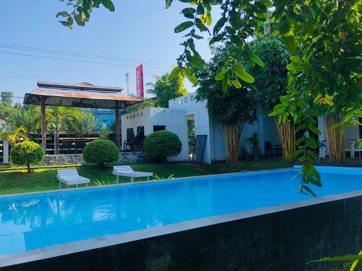 Kithula Boutique Hotel Хіккадува Екстер'єр фото