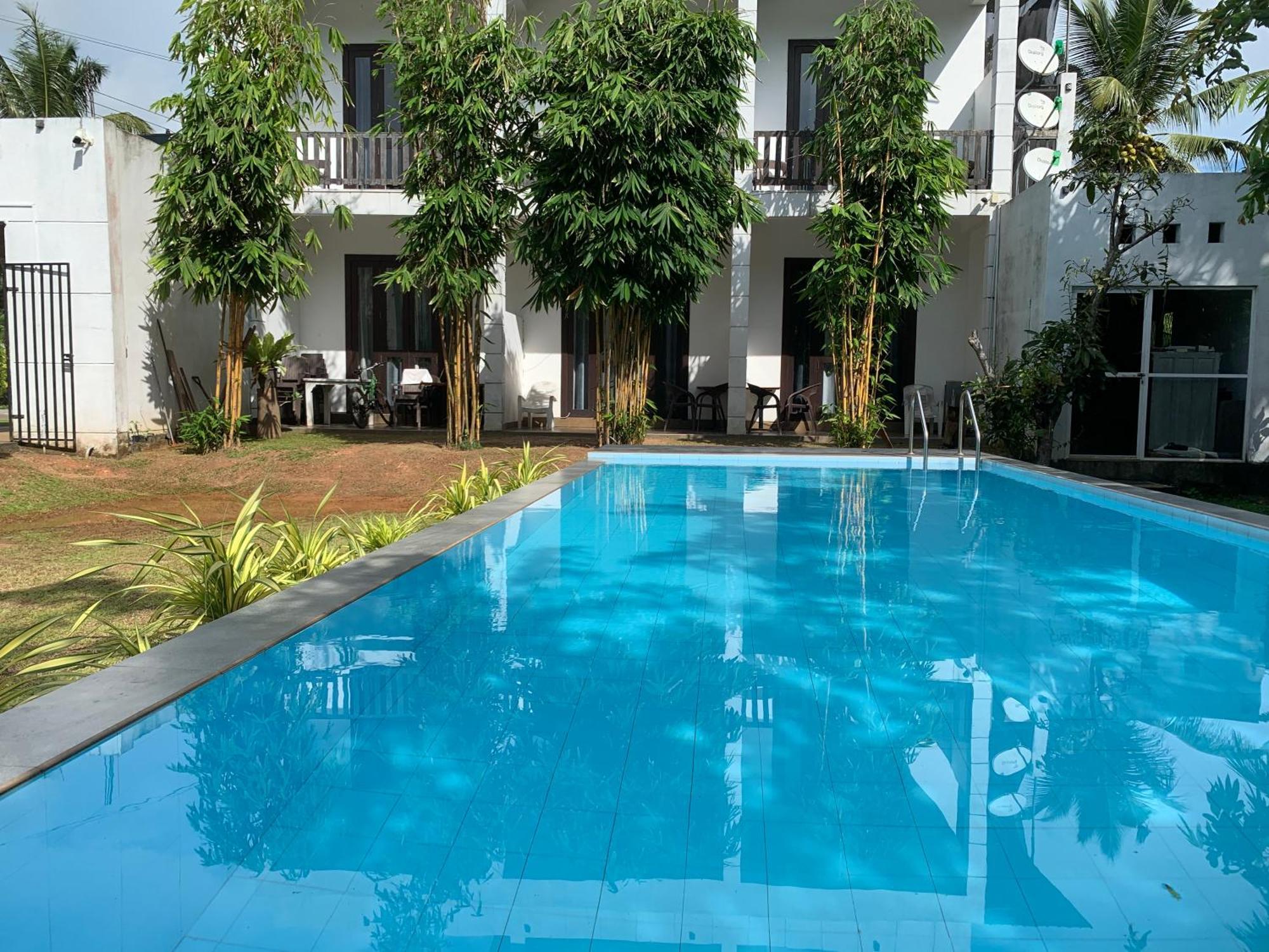 Kithula Boutique Hotel Хіккадува Екстер'єр фото